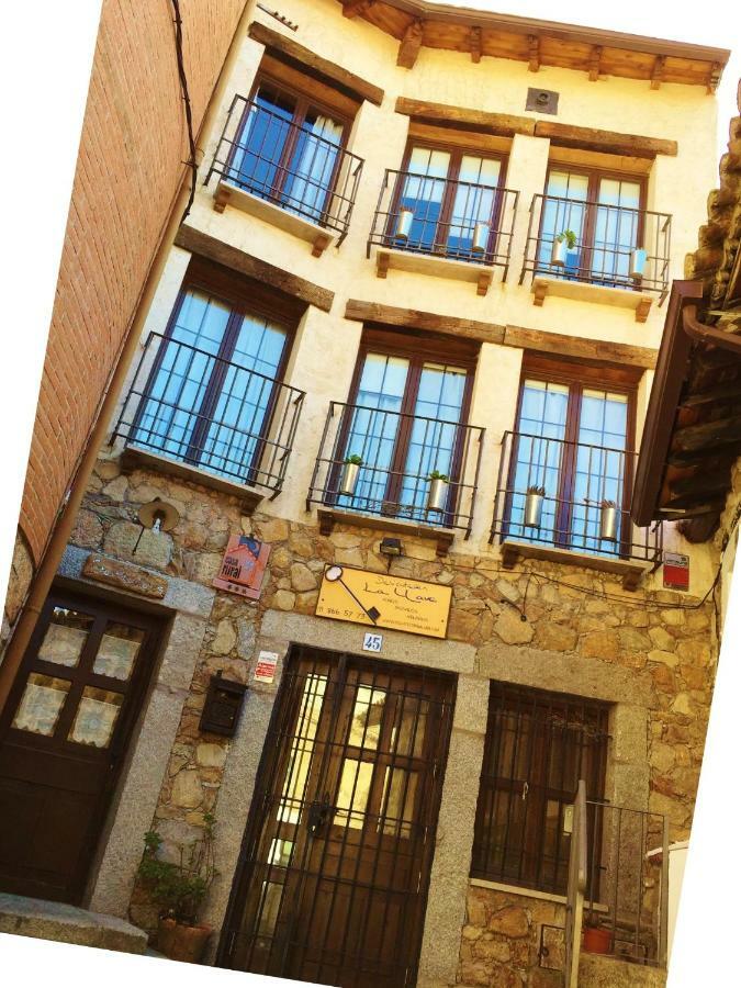 Casa Rebollares I Pensionat Piedralaves Exteriör bild